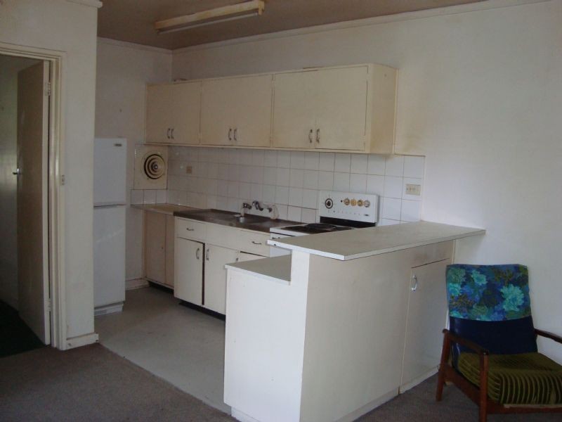 2/11 Fletcher Street, Essendon VIC 3040