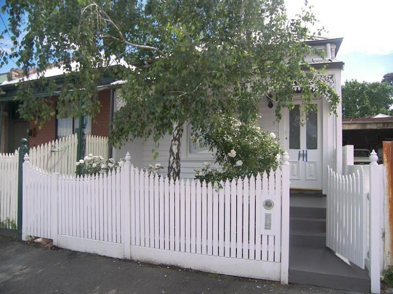 2 Barnett Street, Kensington VIC 3031