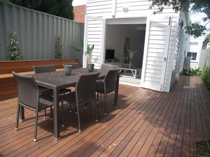 2 Barnett Street, Kensington VIC 3031