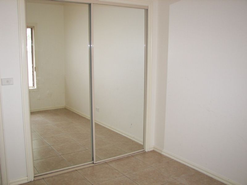 2/239 Melrose Drive, Tullamarine VIC 3043