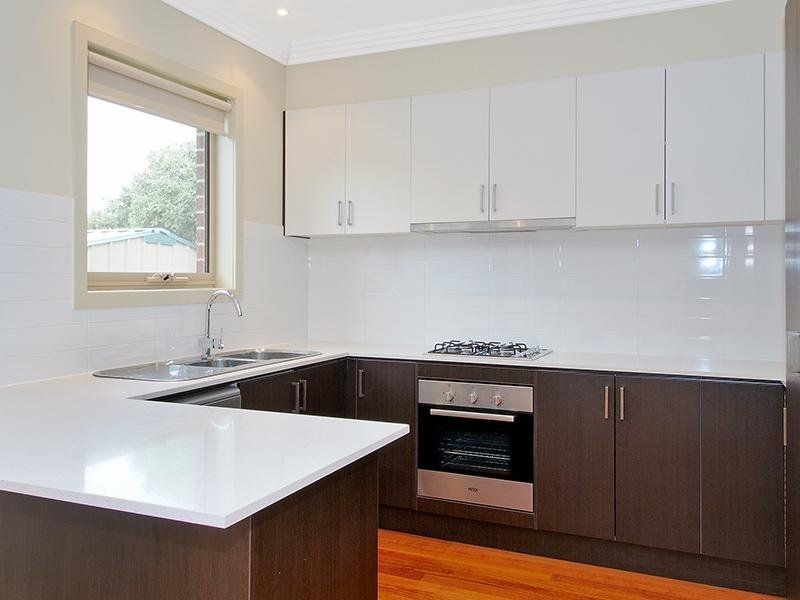 4/7 Farringdon Street, Pascoe Vale VIC 3044