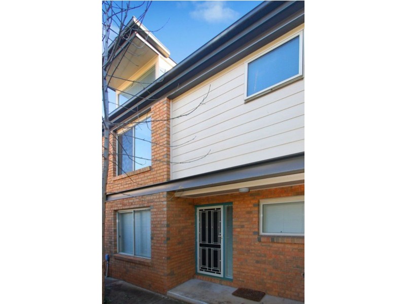 16/77 Coghlan Street, Niddrie VIC 3042