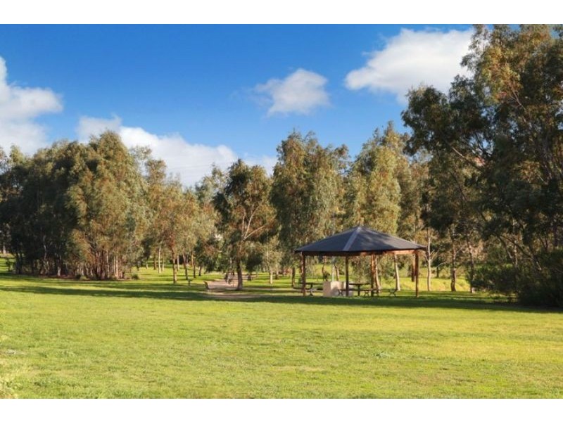 16/77 Coghlan Street, Niddrie VIC 3042