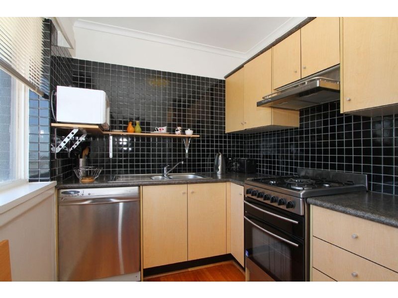 12/56 Nicholson Street, Essendon VIC 3040