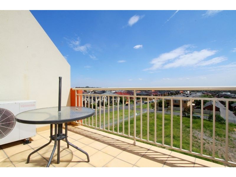 409/77 Village Way, Maribyrnong VIC 3032