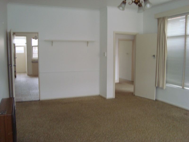 2/1004 Mt Alexander Road, Essendon VIC 3040