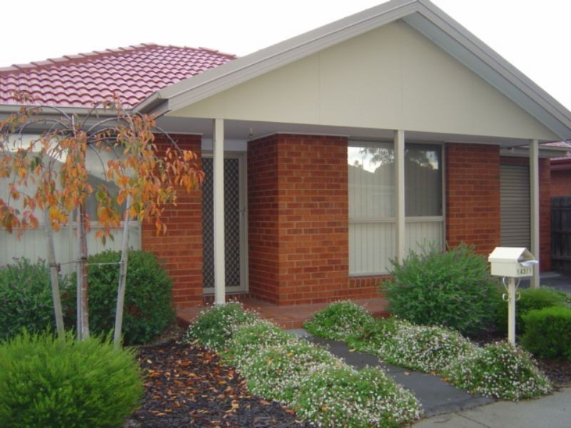 1/143 McNamara Avenue, Airport West VIC 3042