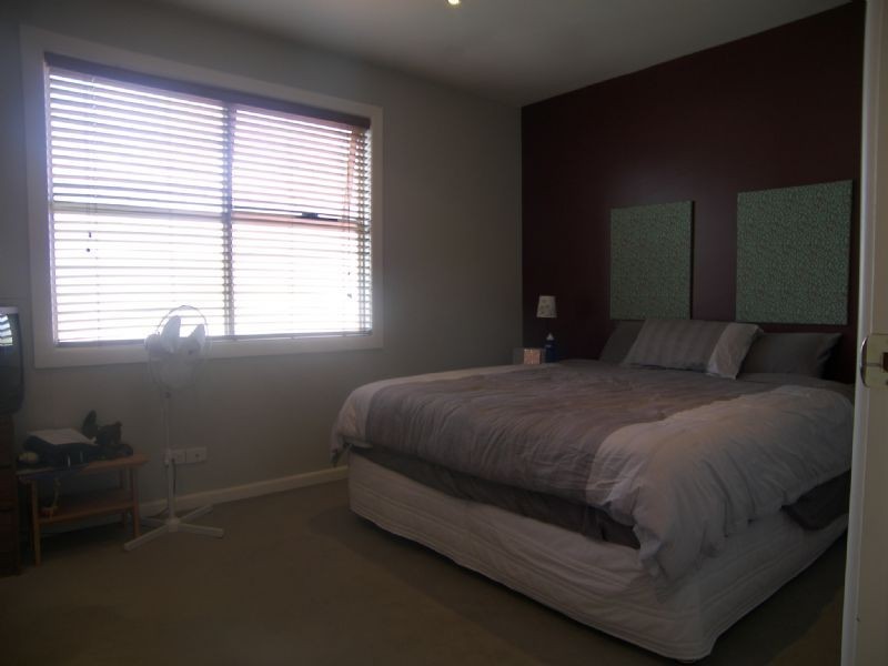 11/7 Willow Street, Essendon VIC 3040