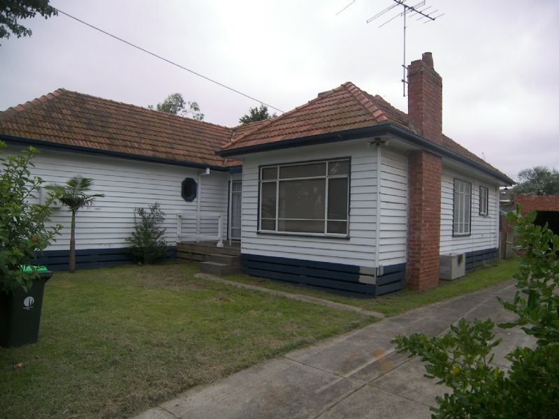4 Galtes Crescent, Brunswick West VIC 3055