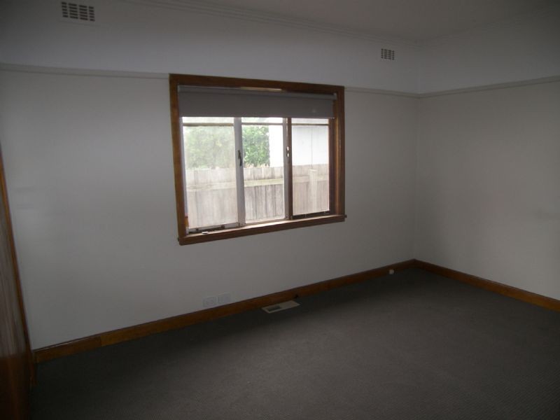 4 Galtes Crescent, Brunswick West VIC 3055