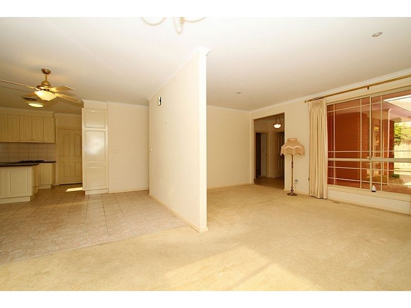 143B Deakin Street, Essendon VIC 3040