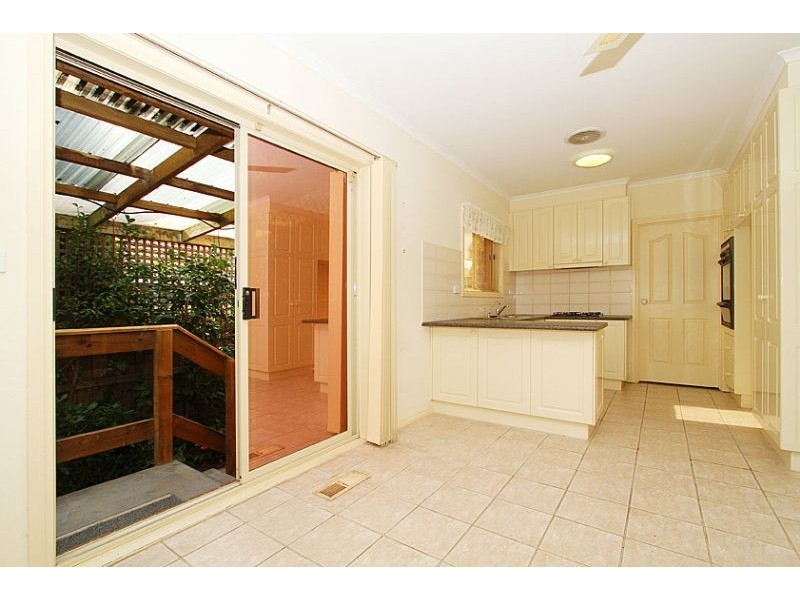 143B Deakin Street, Essendon VIC 3040