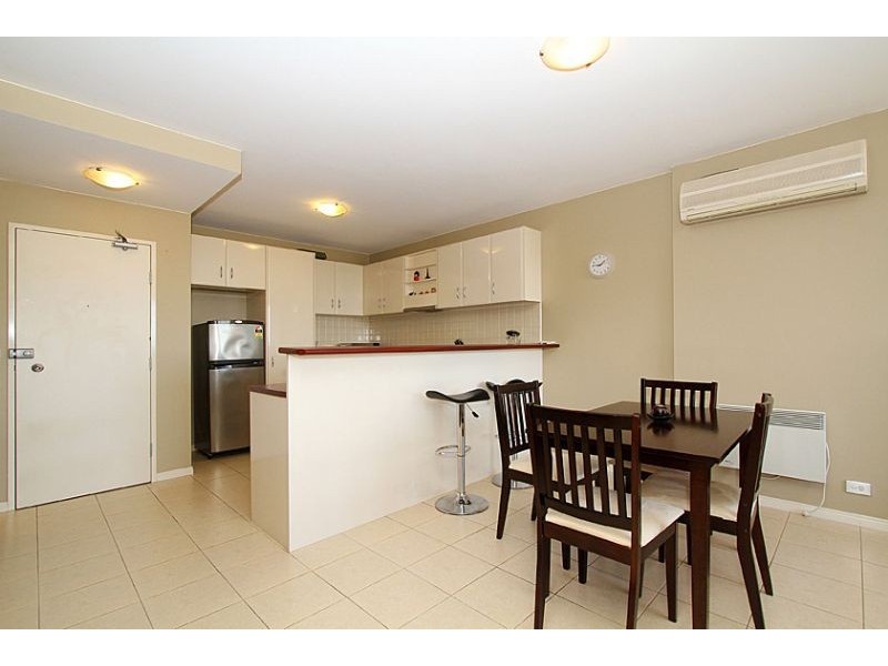 409/77 Village Way, Maribyrnong VIC 3032