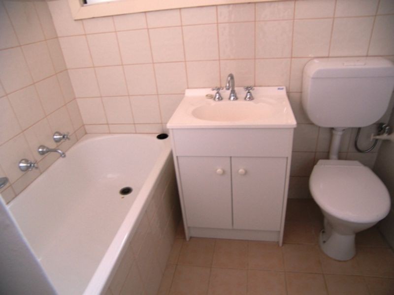 2/79 Tennyson Street, Essendon VIC 3040