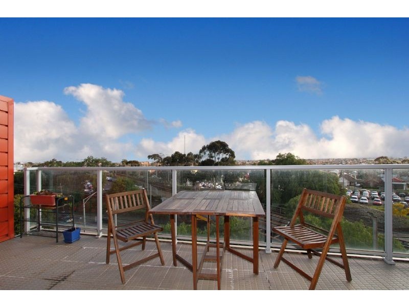 303/964 Mt Alexander Road, Essendon VIC 3040
