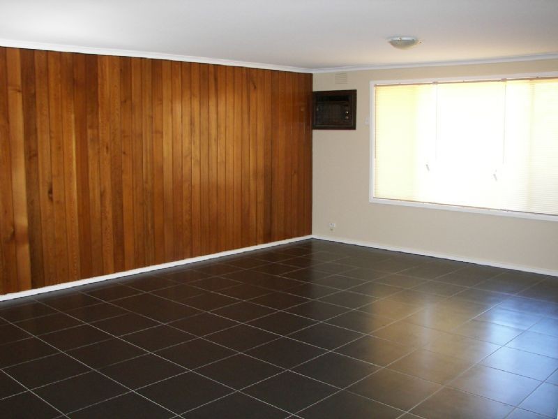 1 Rodda Court, Gladstone Park VIC 3043