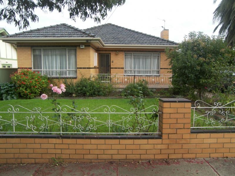 47 Royal Avenue, Essendon North VIC 3041