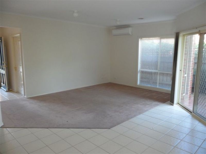 15 Wattletree Drive, Taylors Hill VIC 3037