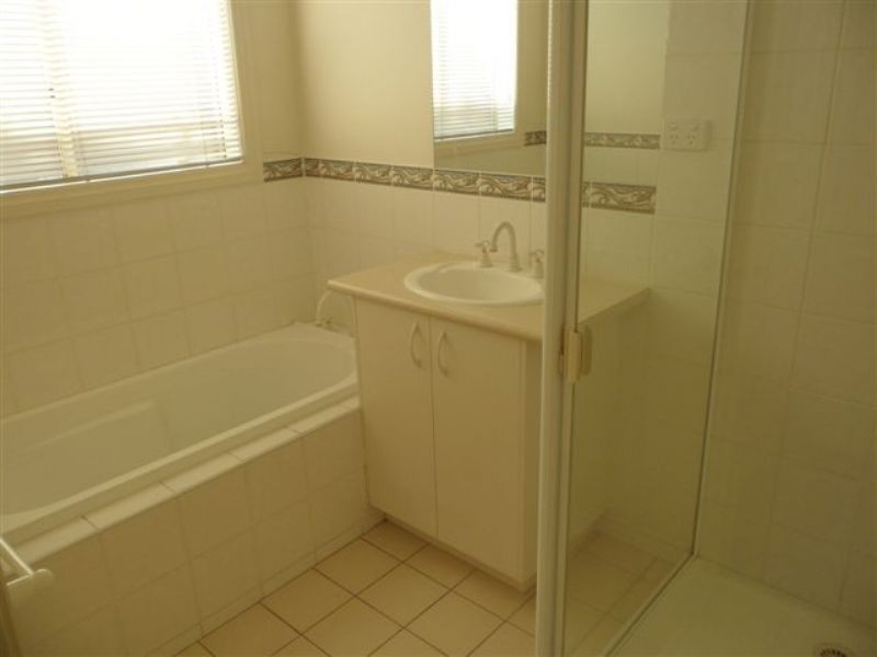 15 Wattletree Drive, Taylors Hill VIC 3037