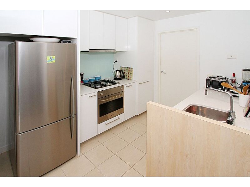 236/68 Mt Alexander Road, Flemington VIC 3031