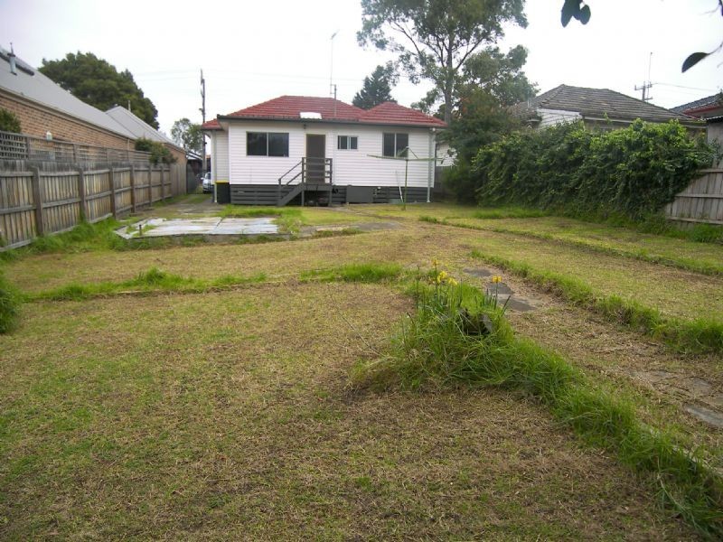 64 Ogilvie Street, Essendon VIC 3040