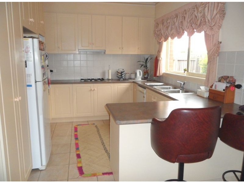 8/20 Eastleigh Avenue, Keilor East VIC 3033