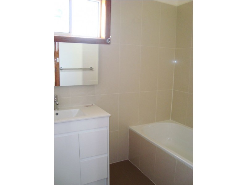 1/110 McCracken Street, Essendon VIC 3040