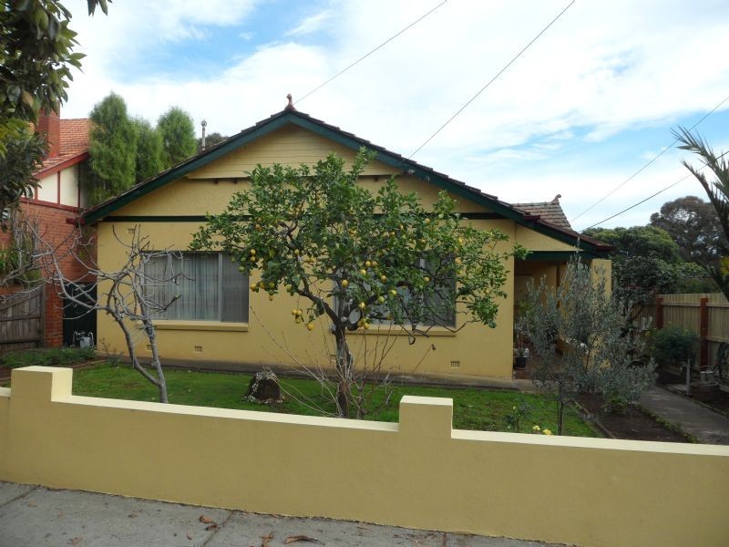 2 Cliff Street, Essendon VIC 3040