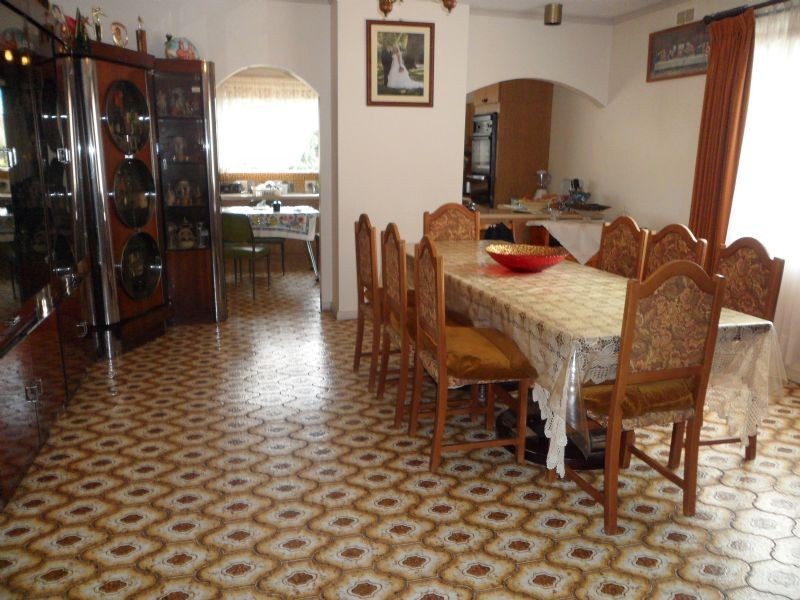 2 Cliff Street, Essendon VIC 3040