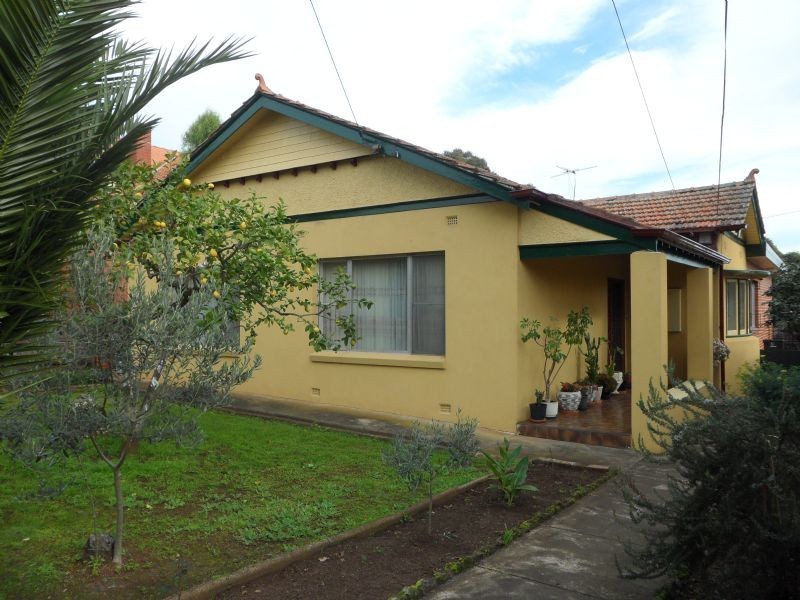 2 Cliff Street, Essendon VIC 3040