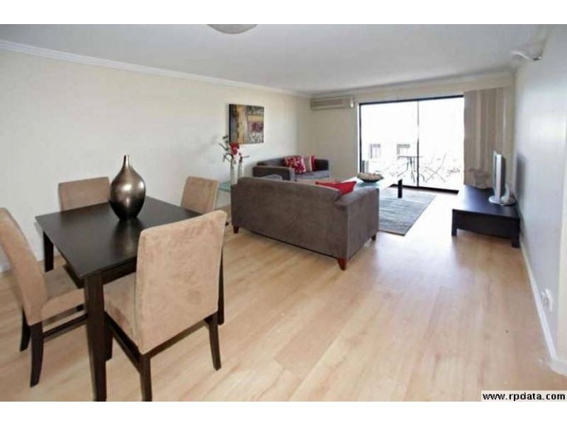 16/17-19 Ascot Vale Rd, Flemington VIC 3031