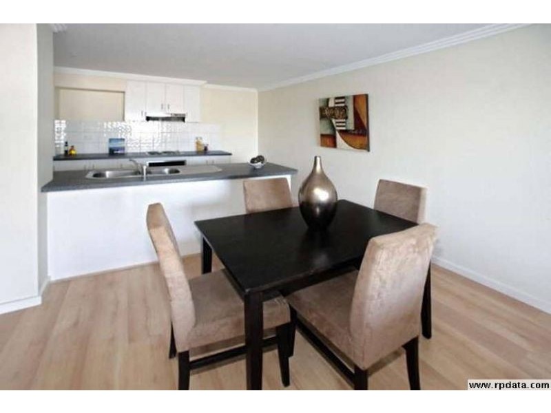 16/17-19 Ascot Vale Rd, Flemington VIC 3031