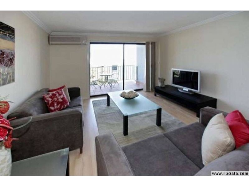 16/17-19 Ascot Vale Rd, Flemington VIC 3031