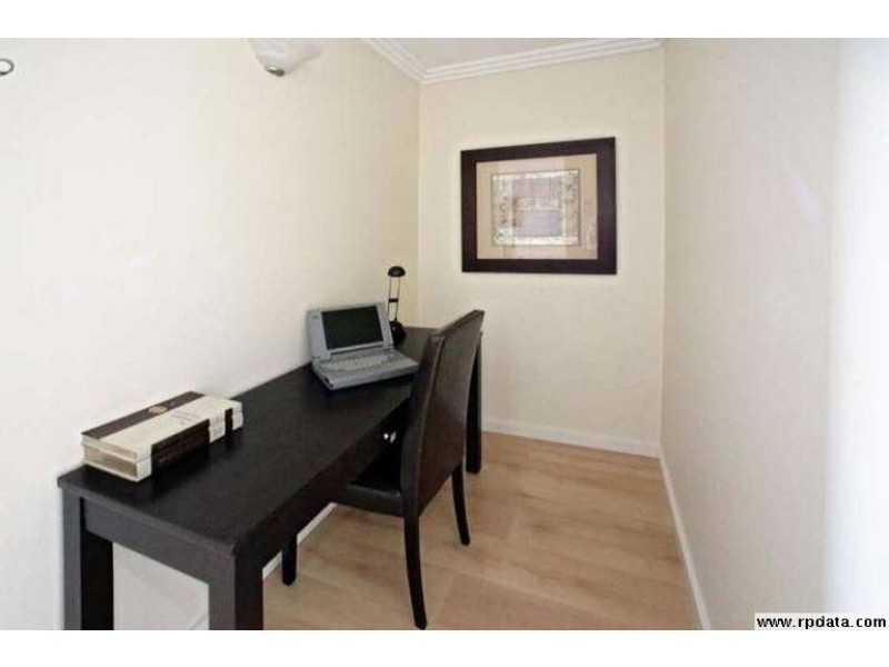 16/17-19 Ascot Vale Rd, Flemington VIC 3031