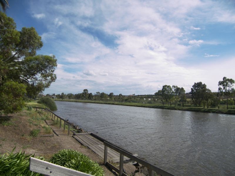 1 & 2/20 Angler Parade, Ascot Vale VIC 3032