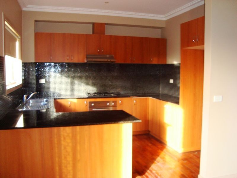 2/455 Gaffney Street, Pascoe Vale VIC 3044