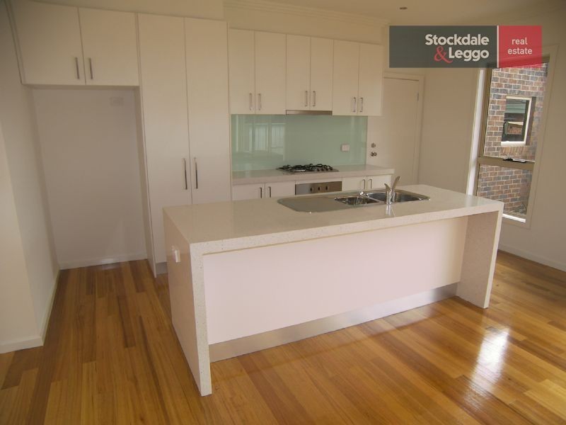 2/13 O’Shannassy Street, Essendon North VIC 3041