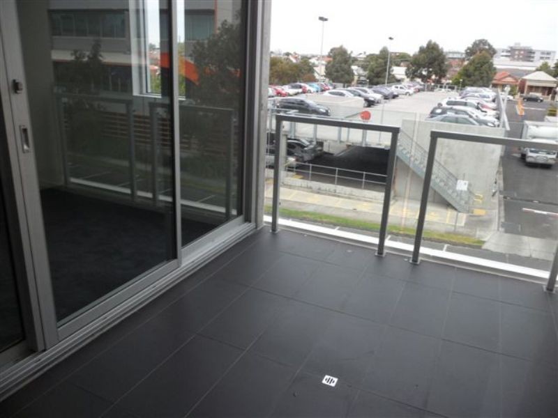 18/2 Walker Street, Moonee Ponds VIC 3039