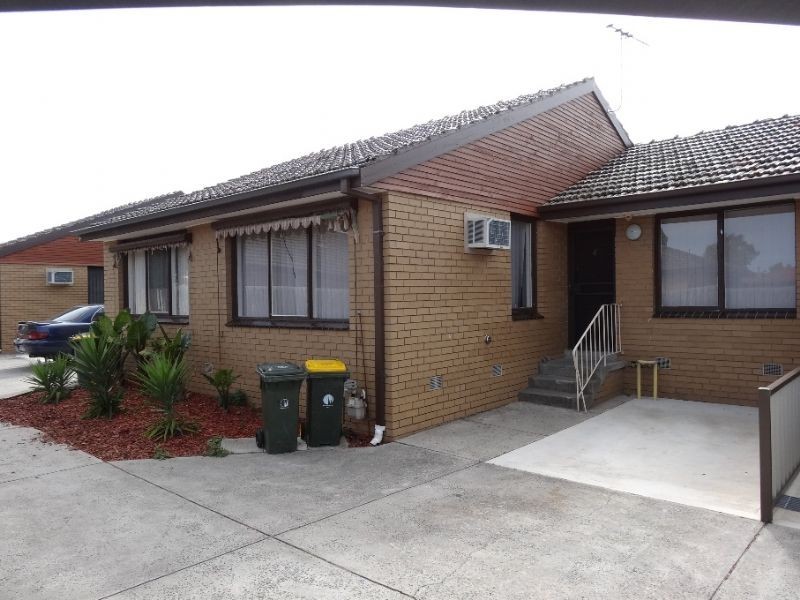 4/33 Finchley Avenue, Glenroy VIC 3046