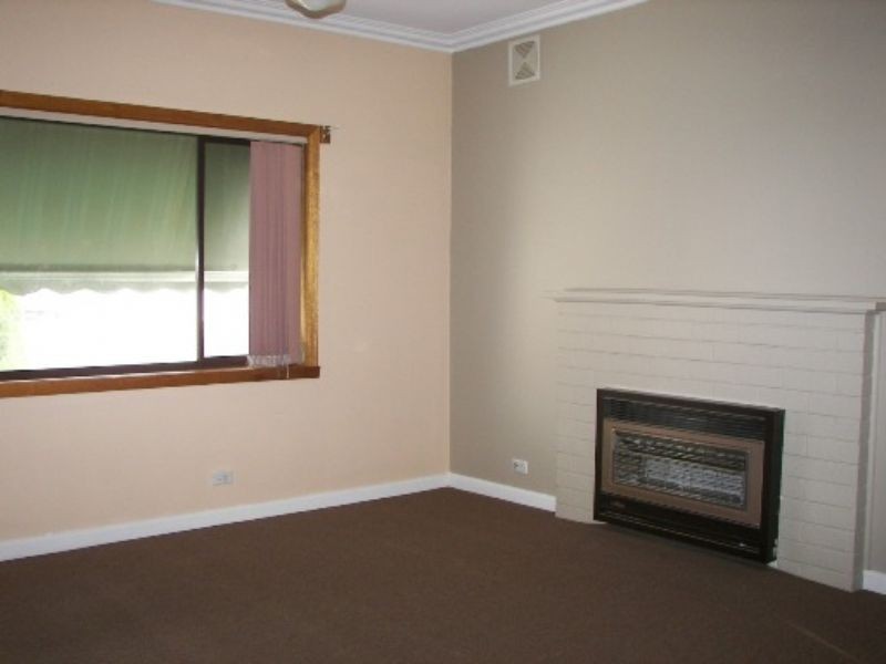 14 Jensen Street, Glenroy VIC 3046