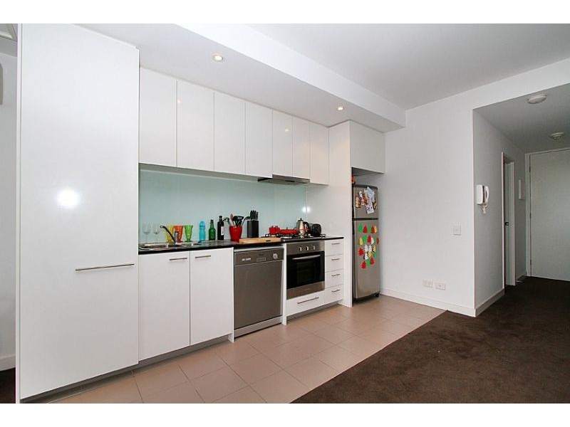 422/66 Mt Alexander Road, Flemington VIC 3031