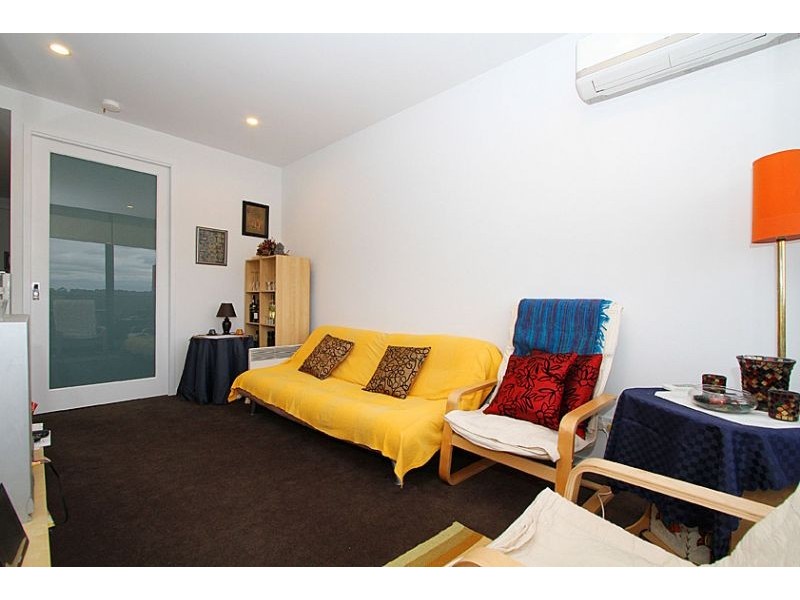 804/38 Mt Alexander Road, Flemington VIC 3031