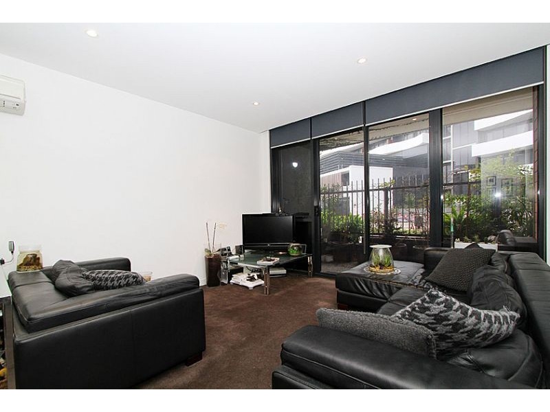 208/66 Mt Alexander Road, Flemington VIC 3031