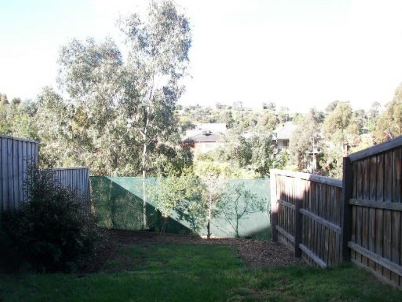 4/2a Scurrah Court, Keilor East VIC 3033
