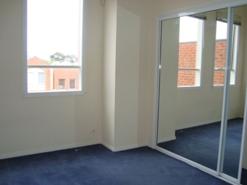 10/3-7 Turner Street, Moonee Ponds VIC 3039