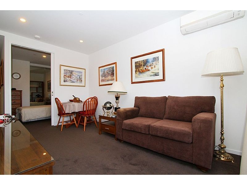 737/38 Mt Alexander Road, Flemington VIC 3031