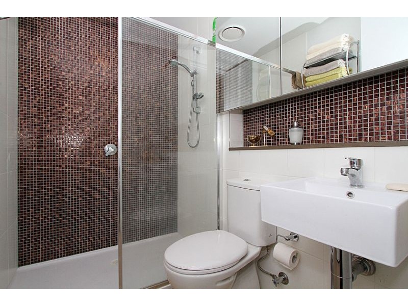 737/38 Mt Alexander Road, Flemington VIC 3031