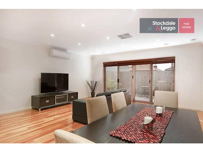 2/122 The Parade, Ascot Vale VIC 3032