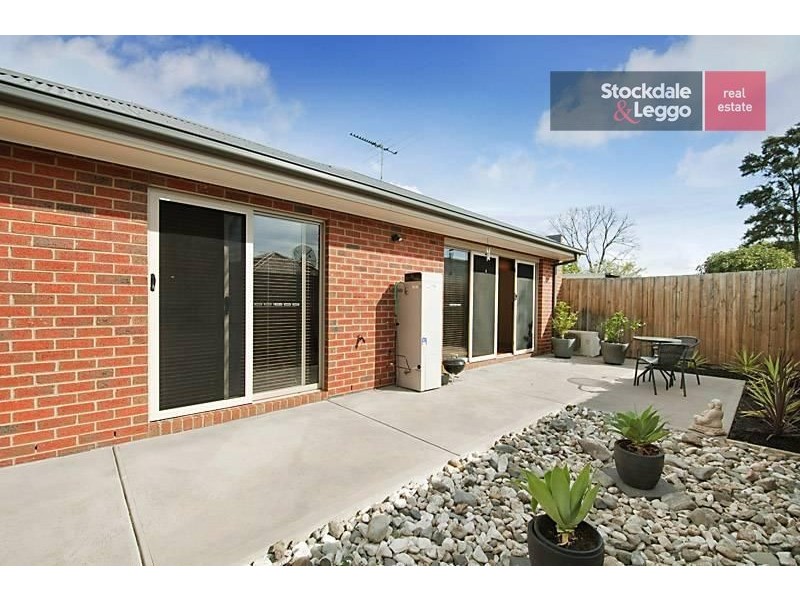 2/122 The Parade, Ascot Vale VIC 3032