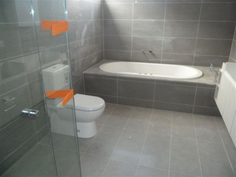 2/19 Tilba Street, Essendon VIC 3040